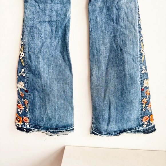 Driftwood Floral Embroidered Bell Bottom Jeans 26 - Picture 5 of 5